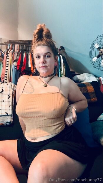Ropebunny37