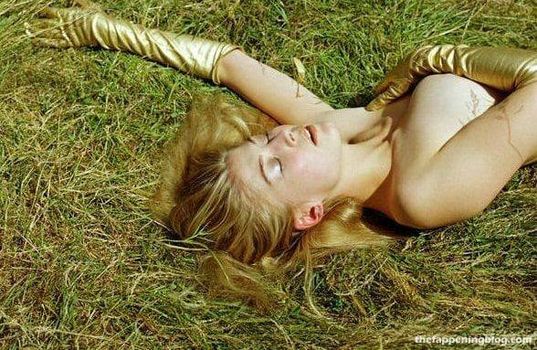 Rosamund Pike