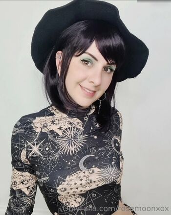rosemoonxox