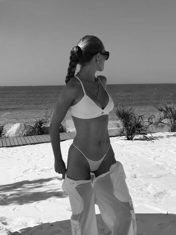 Rosie Huntington-Whiteley