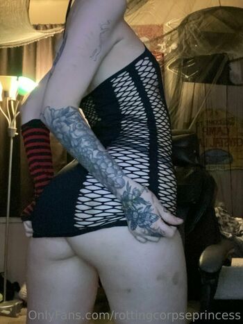 rottingcorpseprincess