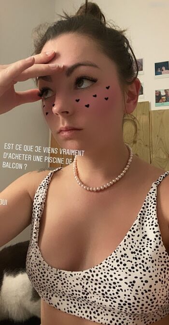 Roxane ASMR