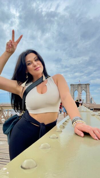 Roxi Dlite
