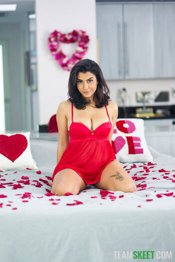 Roxie Sinner
