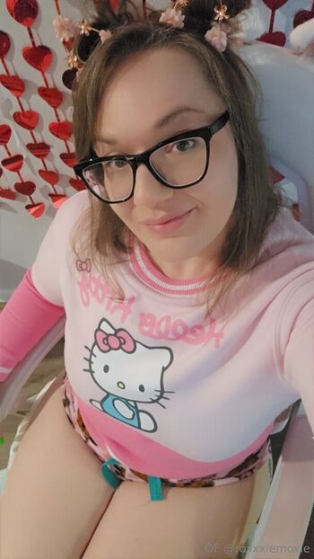 roxxxiemoxie