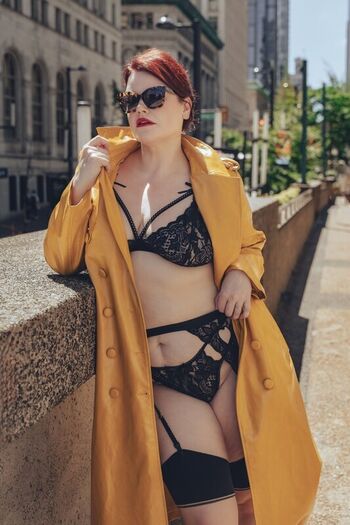 Ruby Roxx