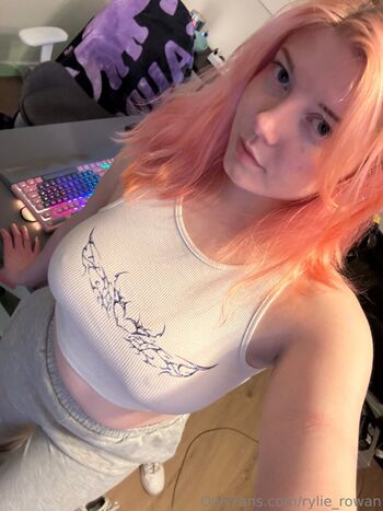rylie_rowan_vip
