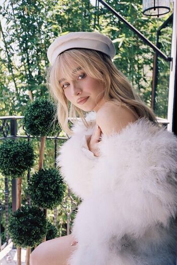 Sabrina Carpenter