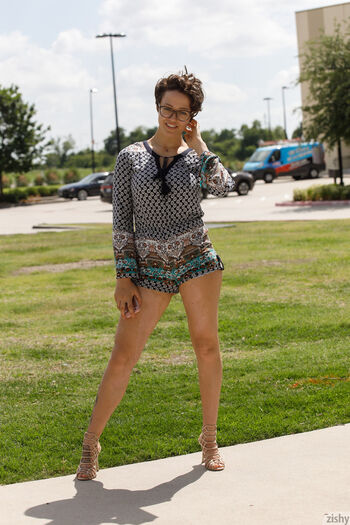 Sabrina Nichole
