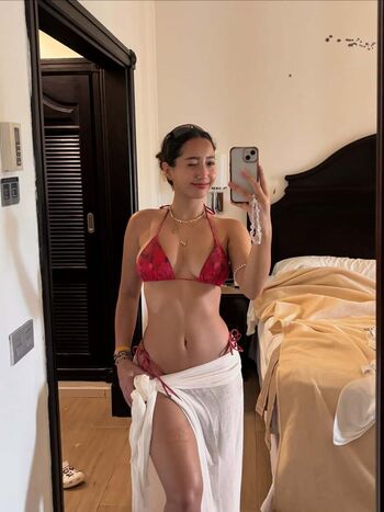 Sabrina Pezeshkian