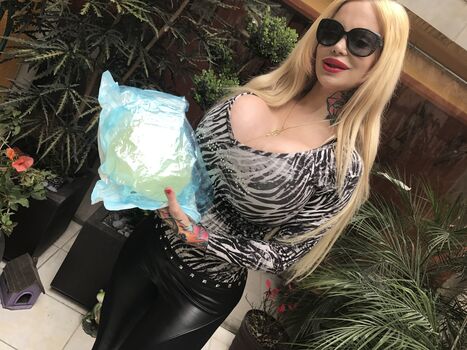 Sabrina Sabrok