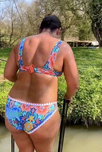 Saira Khan