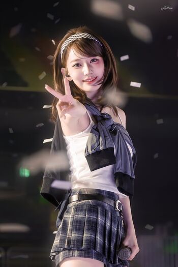 Sakura Miyawaki 宮脇 咲良