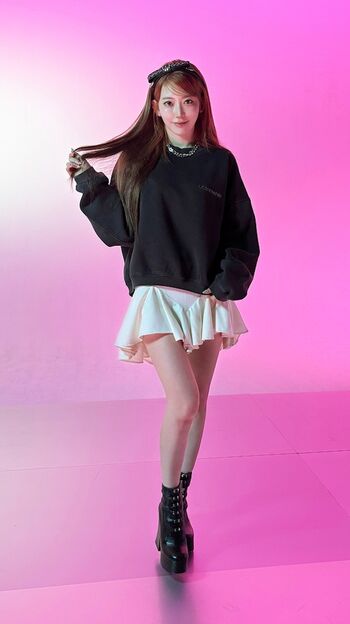 Sakura Miyawaki 宮脇 咲良