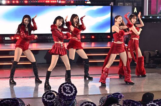 Sakura Miyawaki 宮脇 咲良