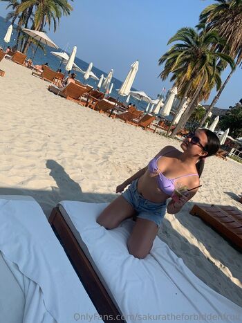 sakuratheforbiddenfruit