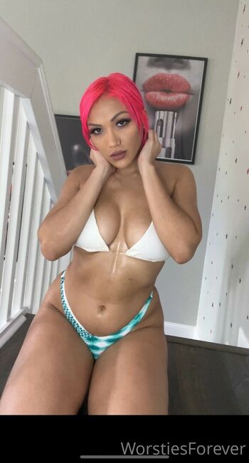 Salina De La Renta