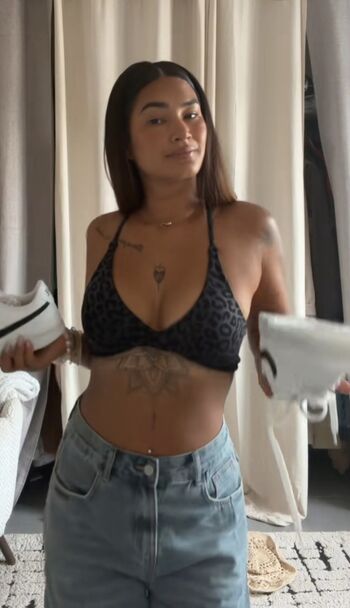 Samantha Merlos