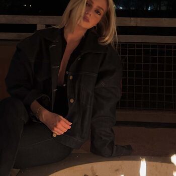 Samantha Riehl