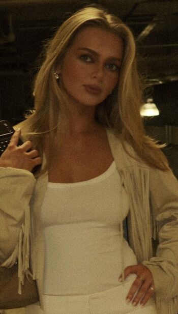 Samantha Riehl