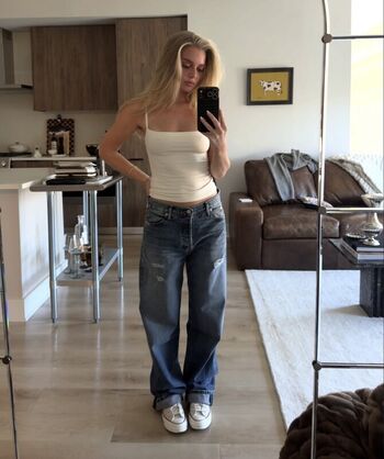 Samantha Riehl