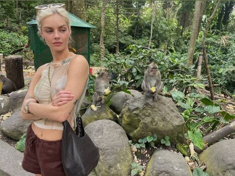Samara Weaving