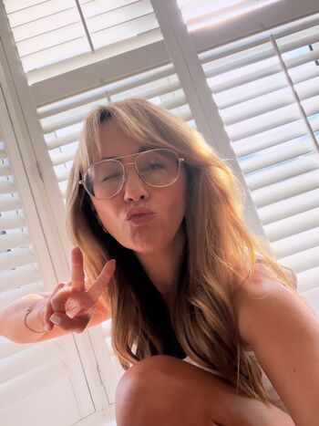 Samia Ghadie