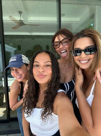 Sarah Hyland