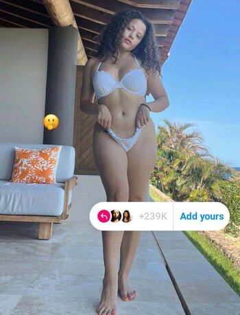 Sarah Jeffery