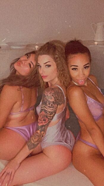 Sarah Nicole Vongphakdy