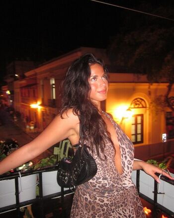 Sarah Tobon
