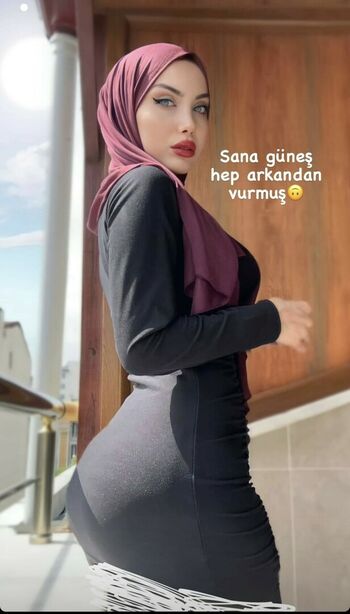 sariikubraa