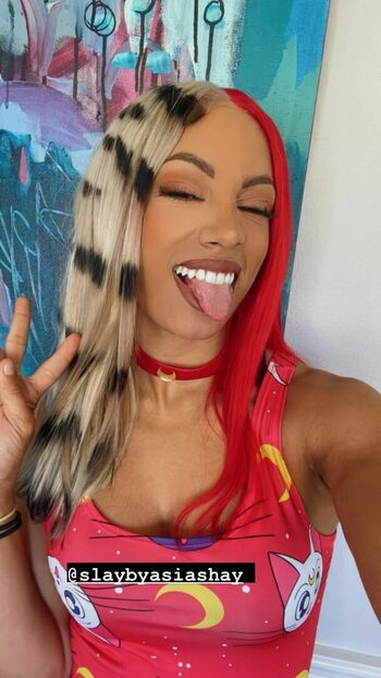 Sasha Banks