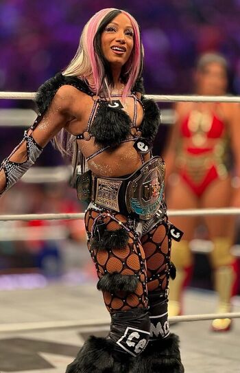 Sasha Banks