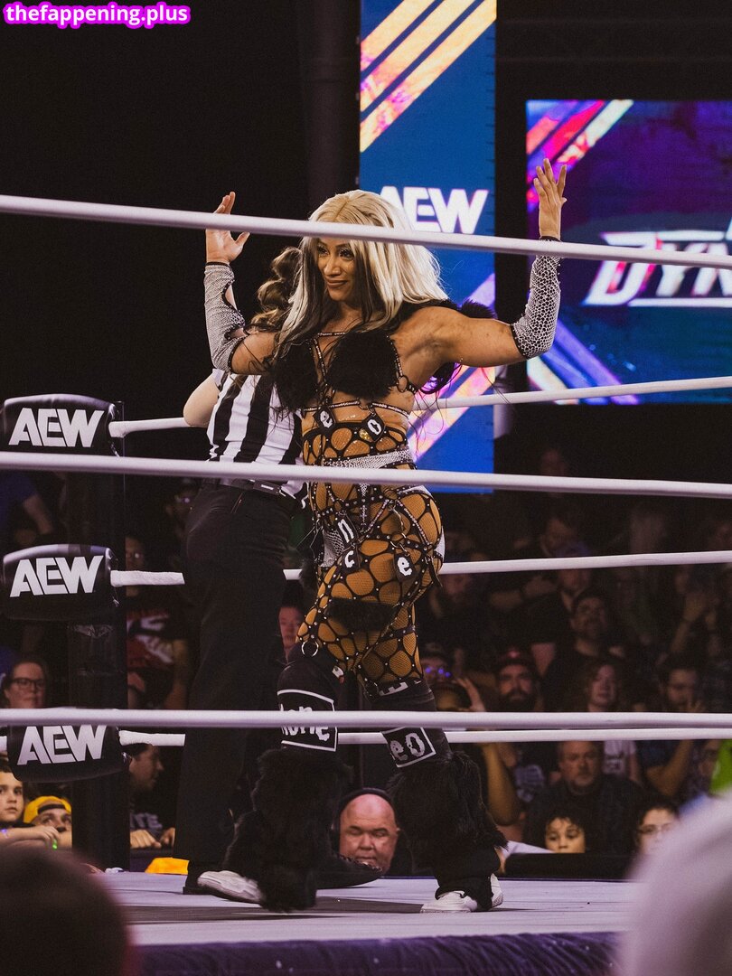 Sasha Banks