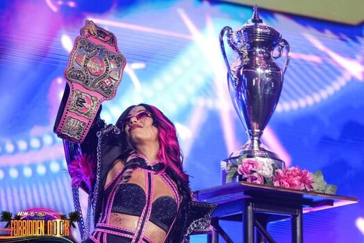 Sasha Banks