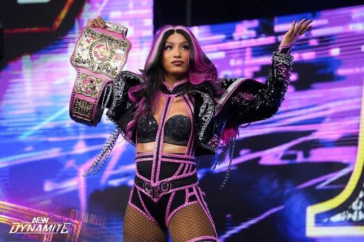 Sasha Banks