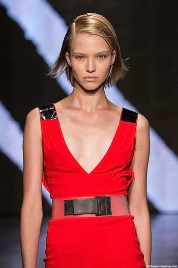 Sasha Luss