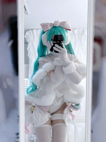 Saya Scarlet