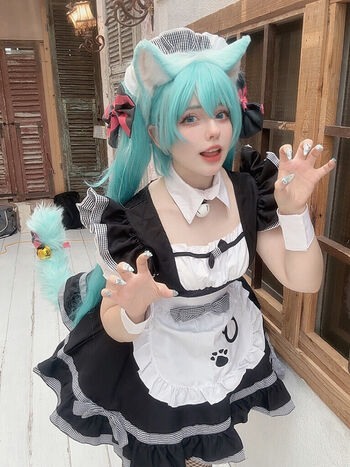 Saya Scarlet
