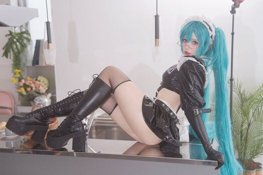 Saya Scarlet