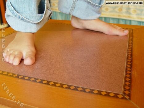 Scandinavian Feet