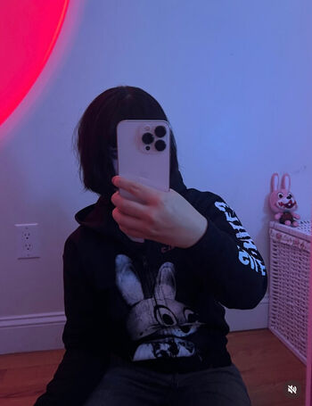 Scarletkiri