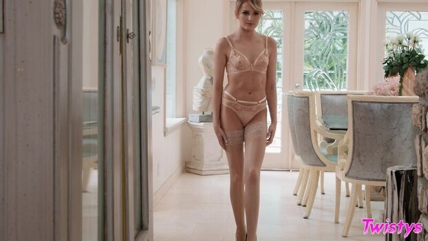 Scarlett Sage