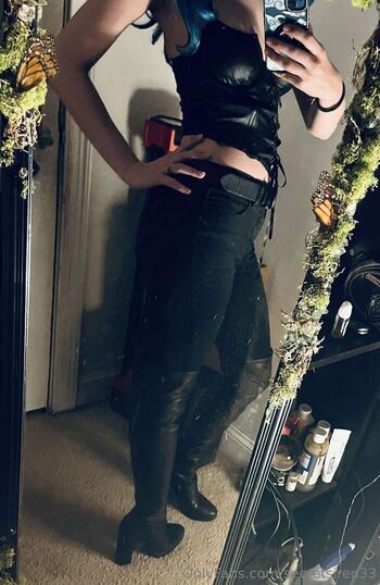 secretsiren33