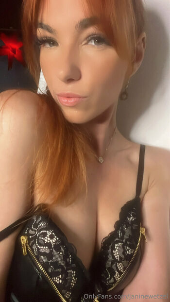 selina_frost
