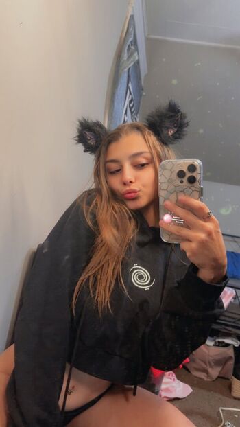 Selinasweets Hailhalizzle