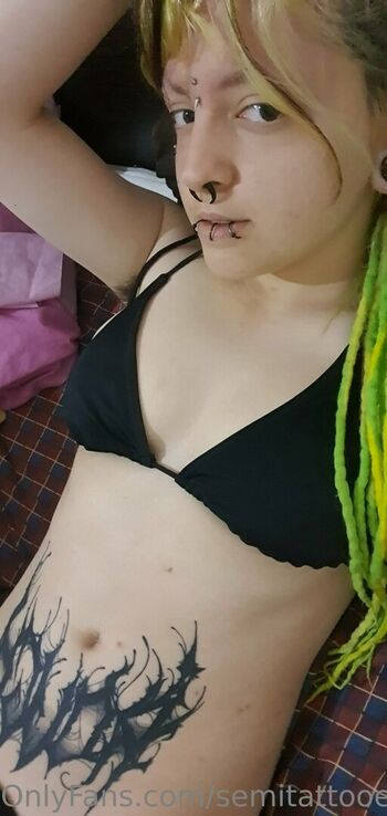 semitattooedgoth