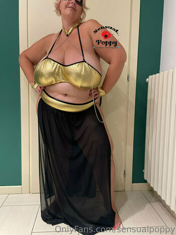 sensualpoppy