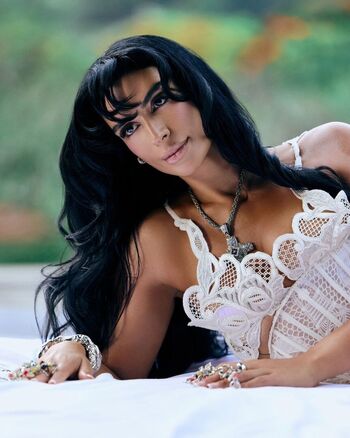 sevdaliza